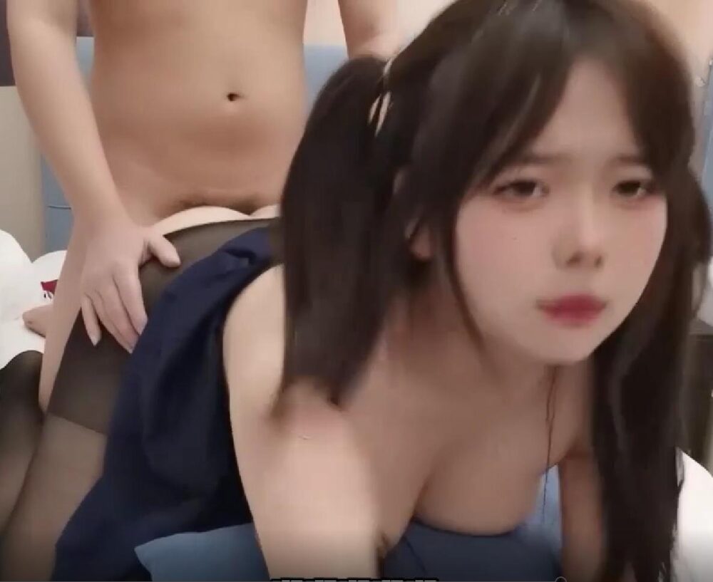 黑丝jk  小包子